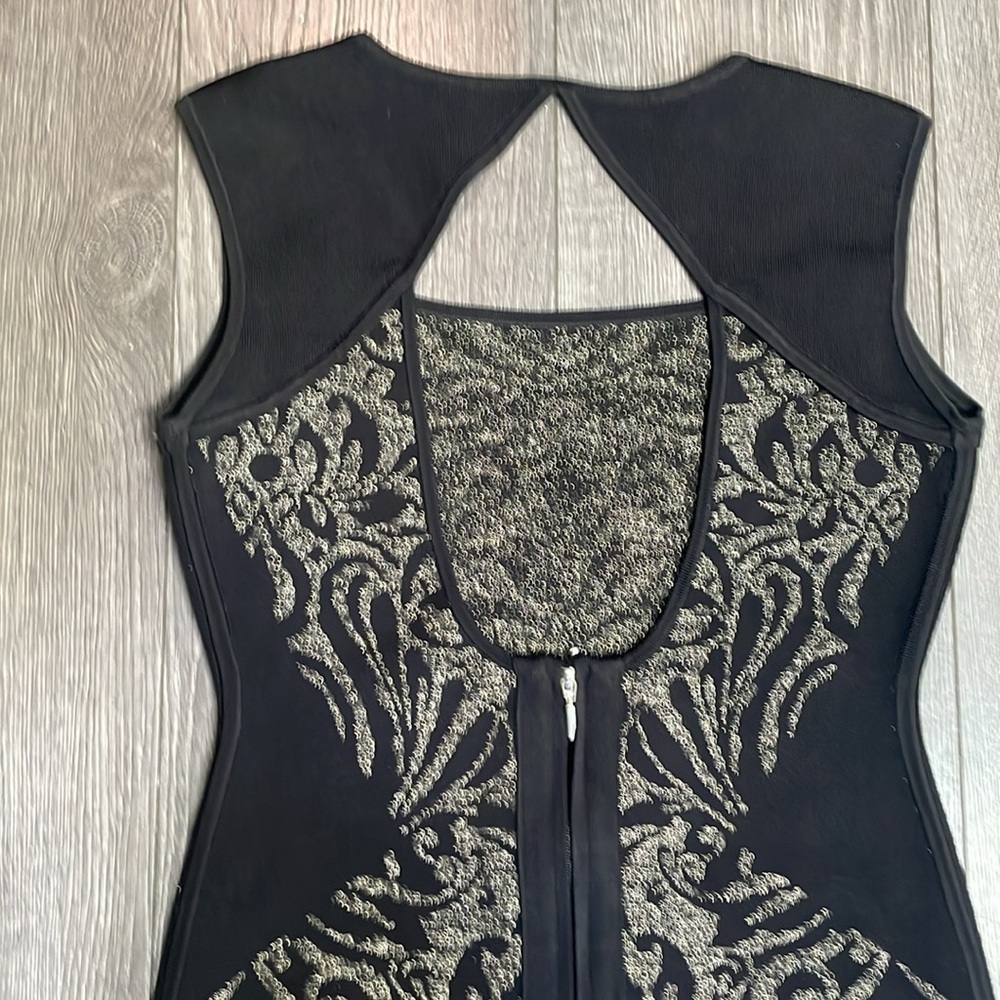 GUESS by Marciano Dress Metallic Pattern elegant Black Gold dress - Picture 6 of 12